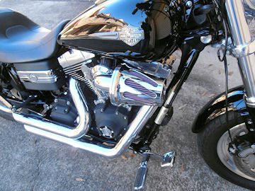 Vance & Hines Short Shots on my FXDF
