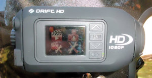 Drift HD mounted - view of the tiny LCD screen